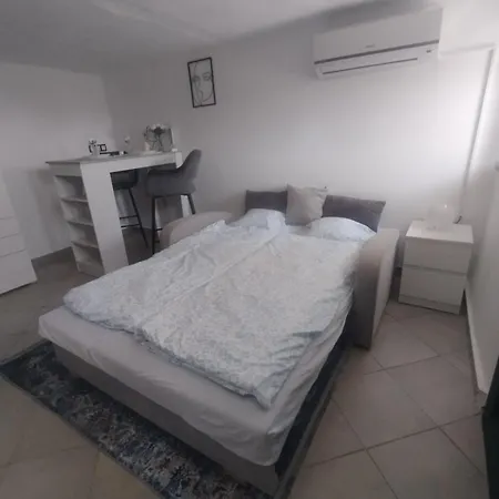 Piqueno Vendeghaz Celldömölk